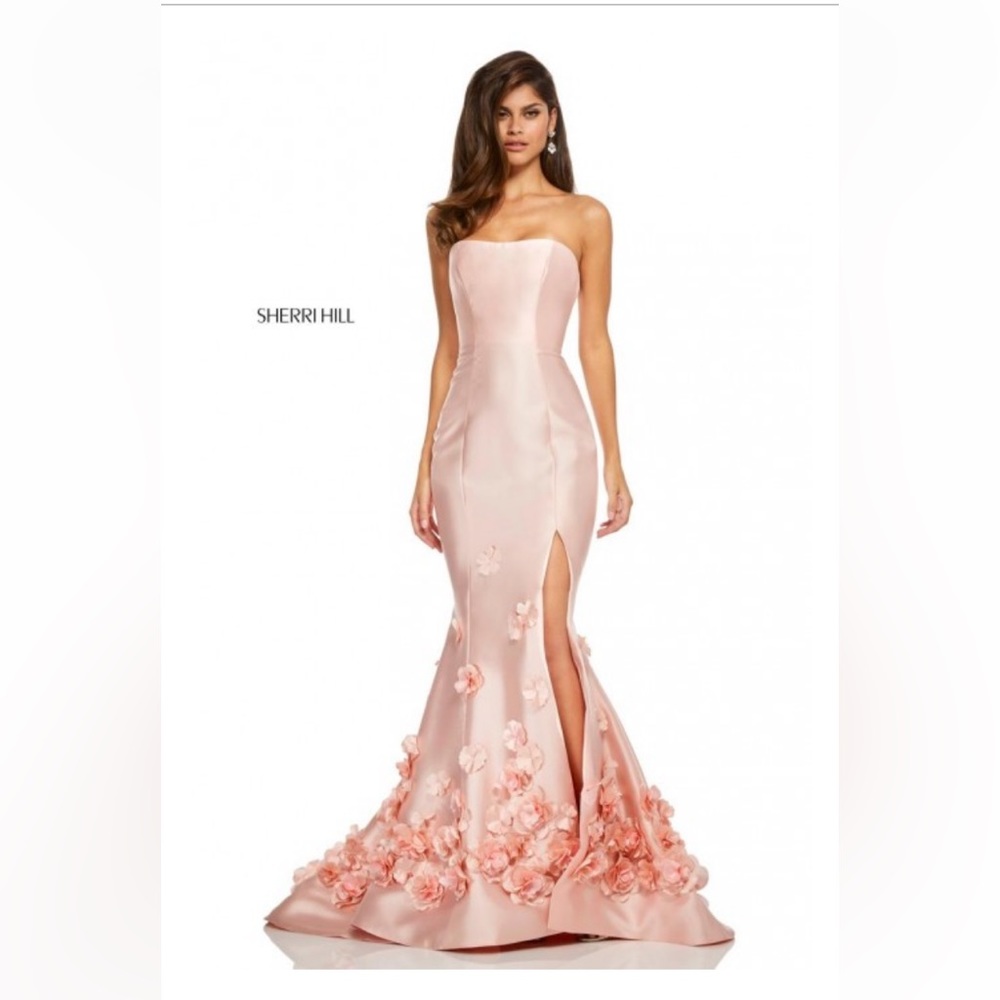 Sherri Hill Blush Prom dress